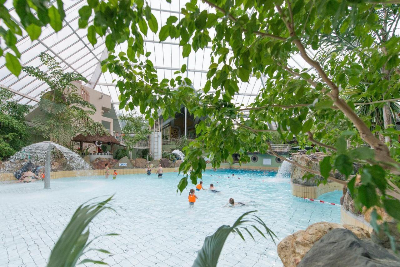 Hotel Kempense Meren By Sunparks Mol Esterno foto